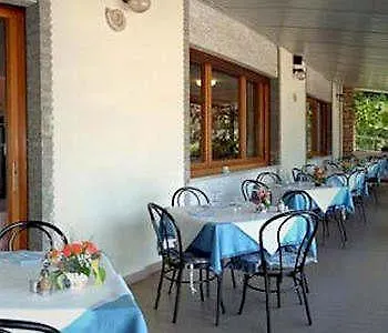 Garni Rosmari 브렌조네 술 가르다