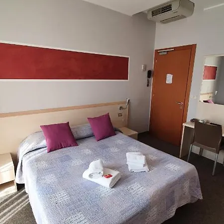Hotel Garni Rosmari 2*