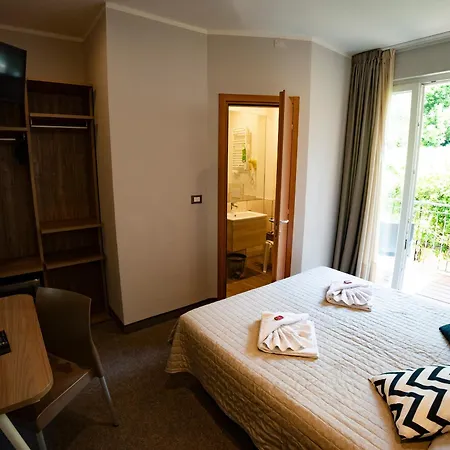 Hotel Garni Rosmari 2*