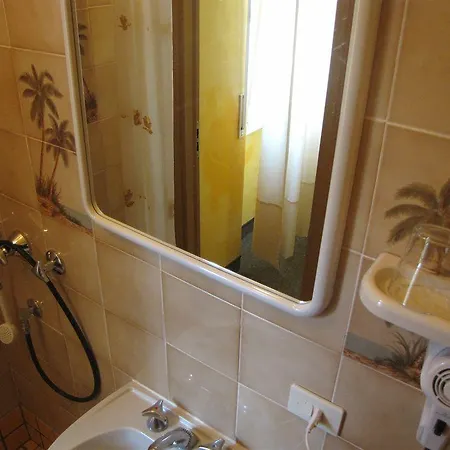 Garni Rosmari Hotel Brenzone sul Garda